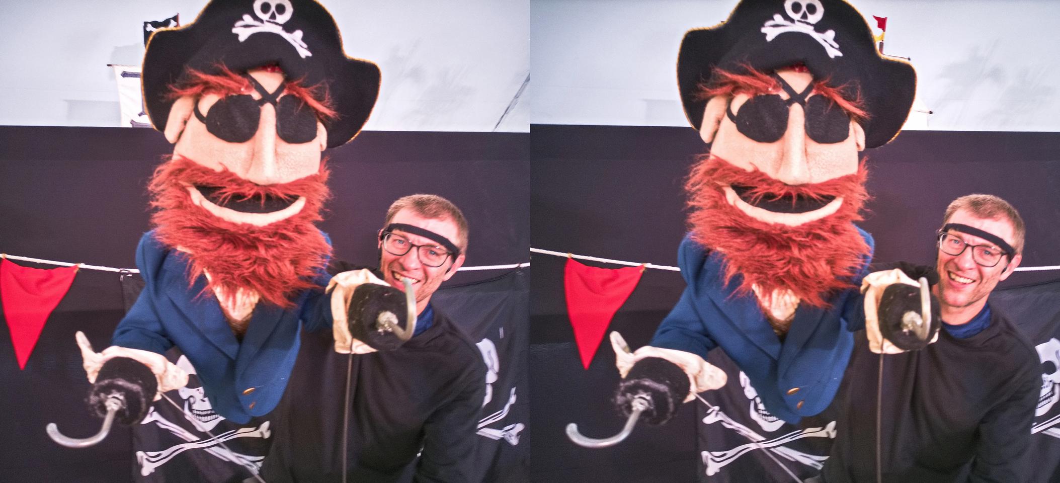 Everybody Loves Pirates 3