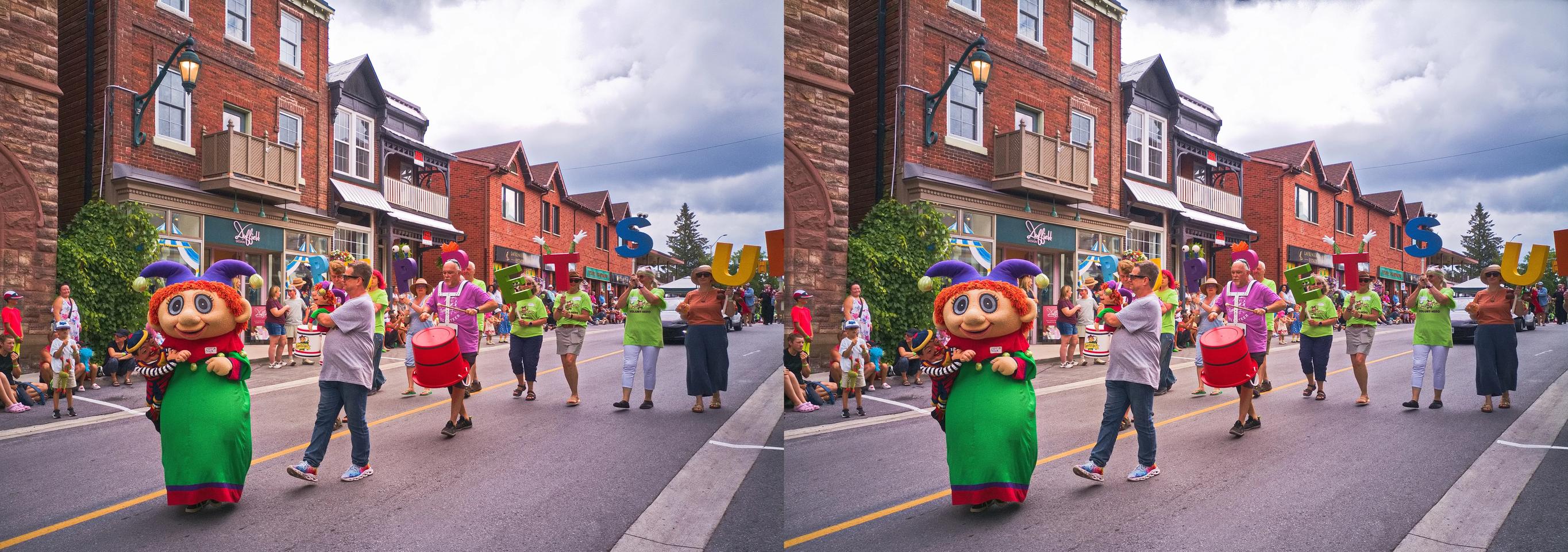 Parade 01