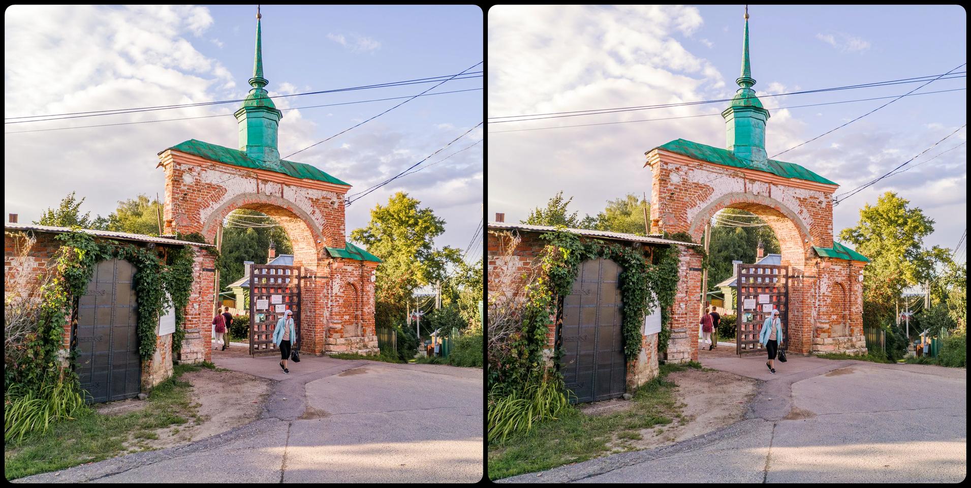 Gates to the Kremlin in Mozhaysk, an ancient Russian town.