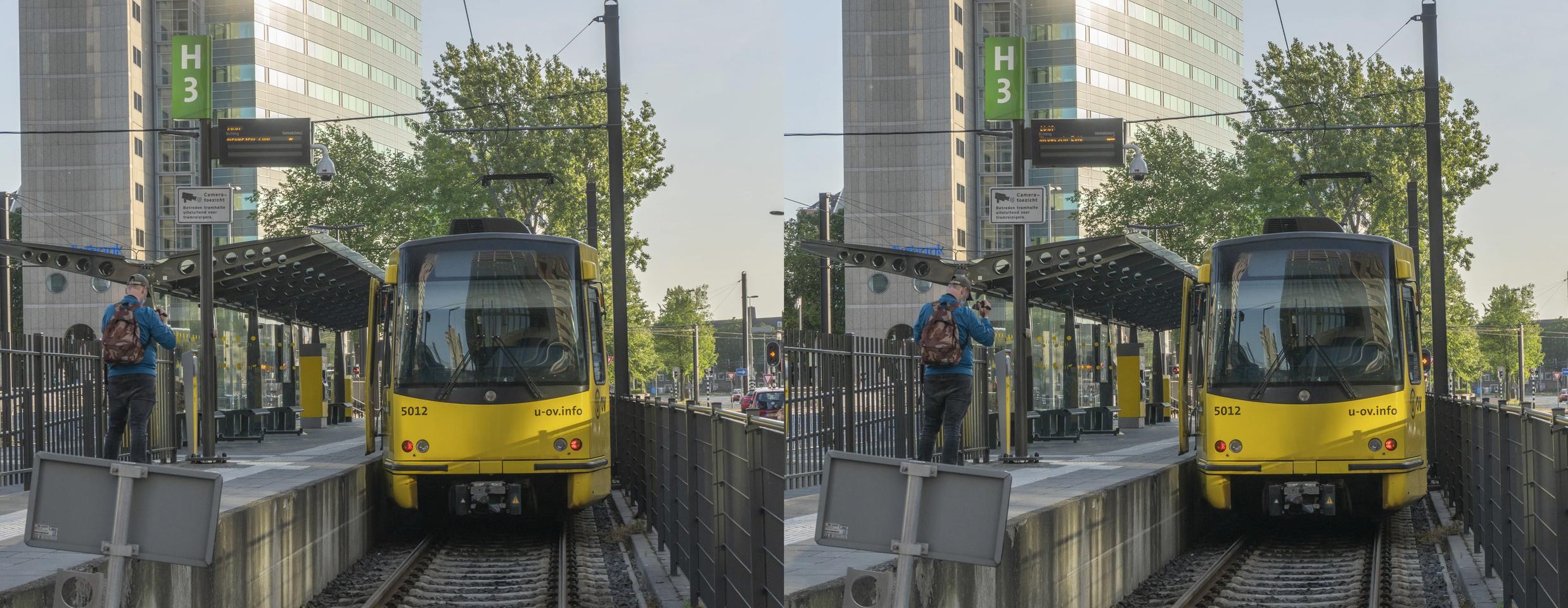 SIG Tram leaving Jaarbeursplein Utrecht, May 29th 2020