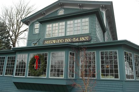 Sheerwood Inn & Restaurant