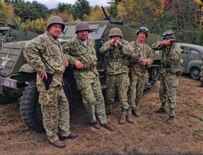 Collings Foundation WORLD WAR II Re-enactment 5 Men w Jeep