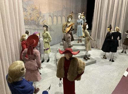 Theatre de le Mode (3), Mary Hill Museum