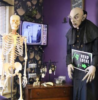 Skeleton and Dracula