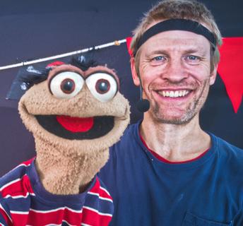 Everybody Loves Pirates 1