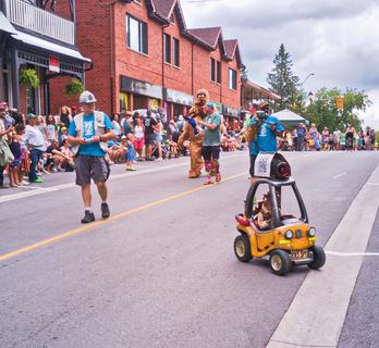 Parade 19