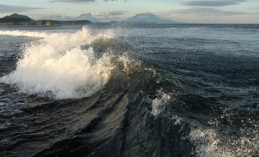 Kuril Islands. Pacific waves