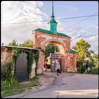 Gates to the Kremlin in Mozhaysk, an ancient Russian town.