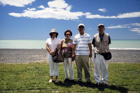 The wife and in-laws in Napier, way back in 2002.