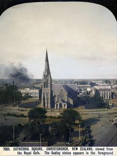 Cathedral Square, Christchurch, circa 1900.